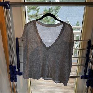 Aritzia cropped v neck tee